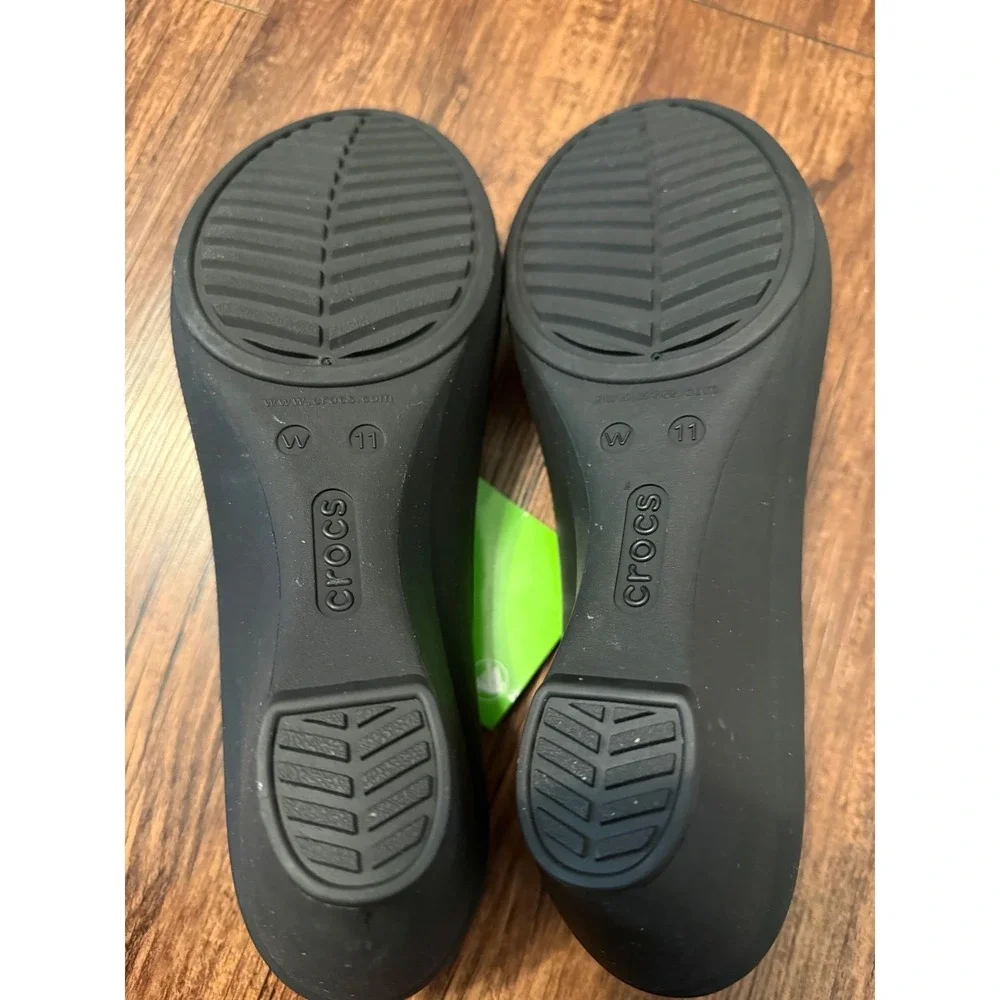 Crocs Lina Wedge Black Pointed Toe Pump‎ Shoes 203408-001 Womens Size 11 NEW